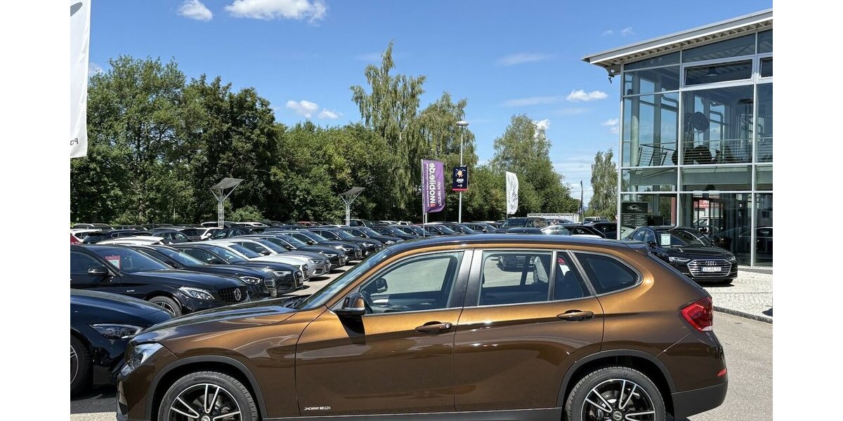 BMW X1 xDrive 20 i SITZHEIZUNG/LENKHZ/PDC/ISO-FIX 79.601 km 12.900 &euro; Villingen-Schwenningen 78054