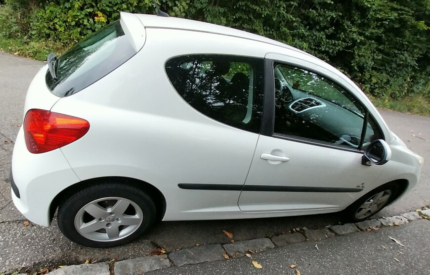 Peugeot 207 91.760 km 5.700 € Kiel 24103