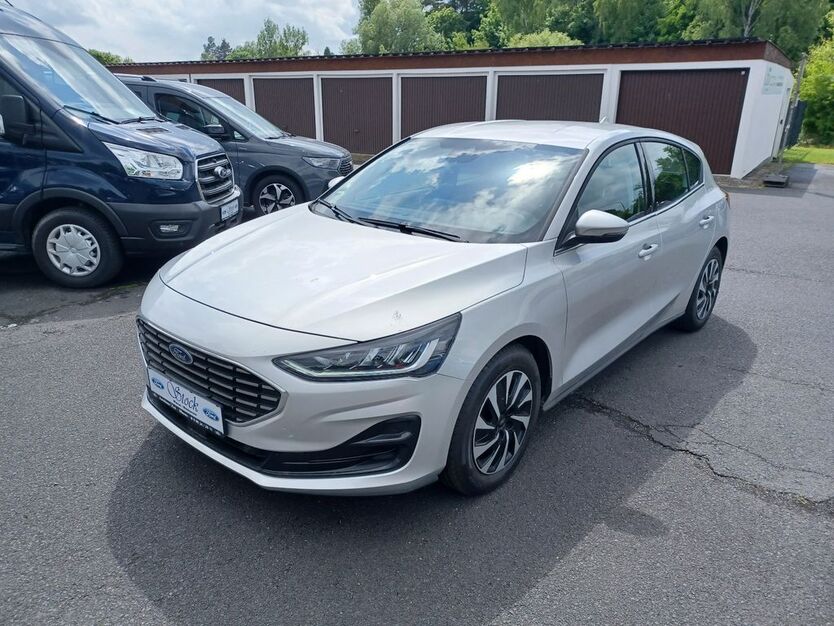 Ford Focus 11.600 km 22.890 € Wiesau 95676