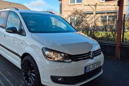VW Touran 196.000 km 6.390 &euro; Wesenberg 23858