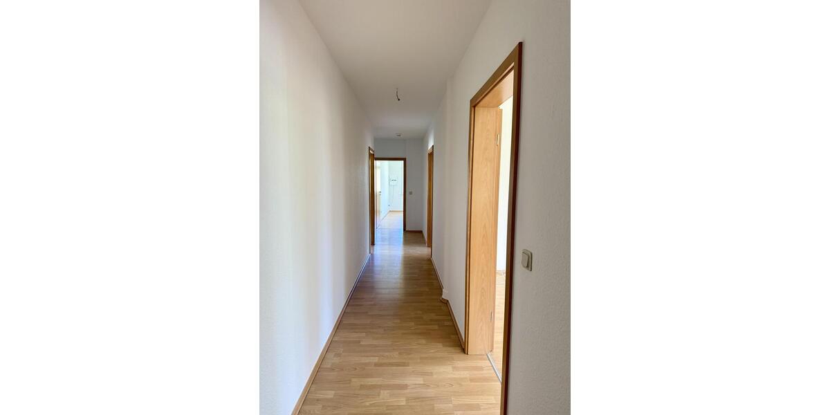 Etagenwohnung Schirgiswalde-Kirschau Kirschau - 4 Zimmer, 115 m&sup2;, 632&euro; | Angebot:26286093