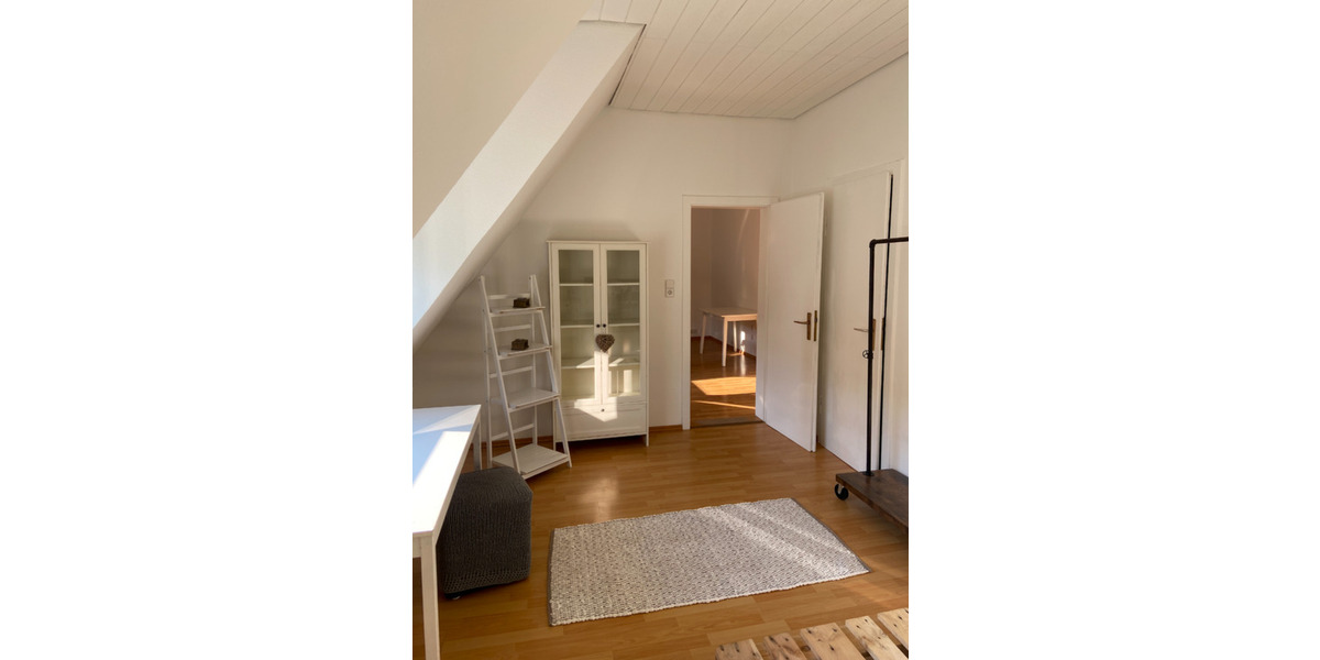 Dachgeschoßwohnung Neu-Ulm Ludwigsfeld - 3 Zimmer, 62 m&sup2;, 285.000&euro; | Angebot:25544326