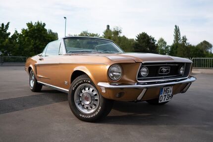 Ford Mustang 3.528 km 62.302 &euro; Usingen 61250