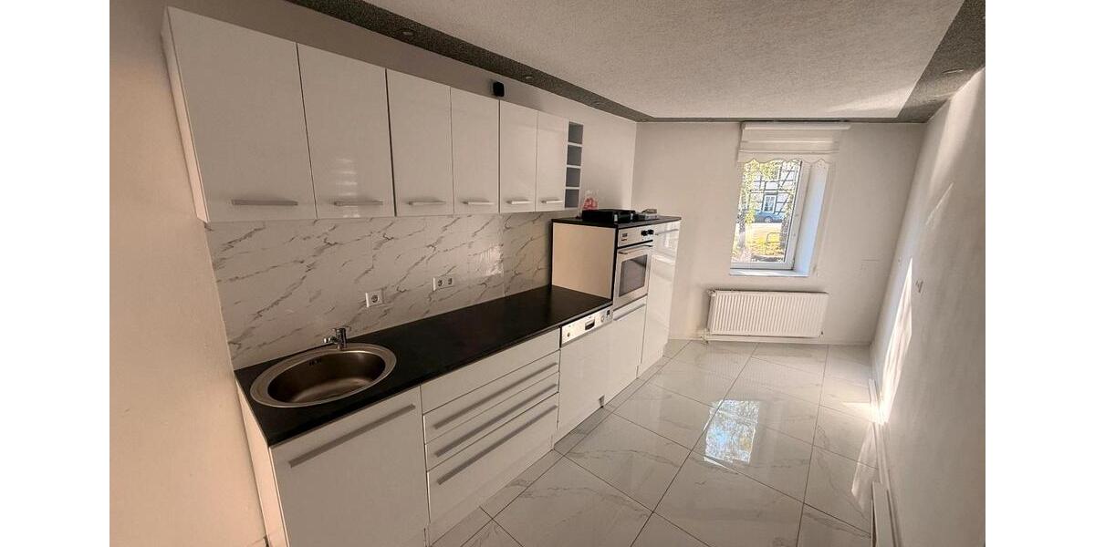 Einfamilienhaus Eschershausen - 7 Zimmer, 160 m&sup2;, 1.500&euro; | Angebot:26329979