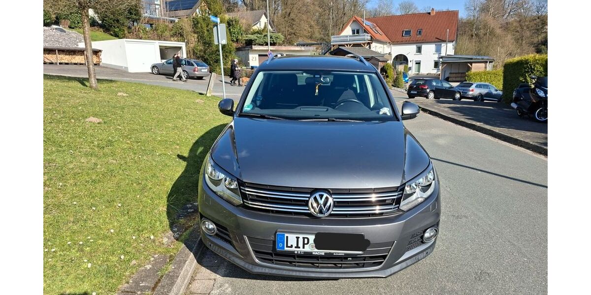 VW Tiguan 158.000 km 15.900 &euro; Detmold 32758
