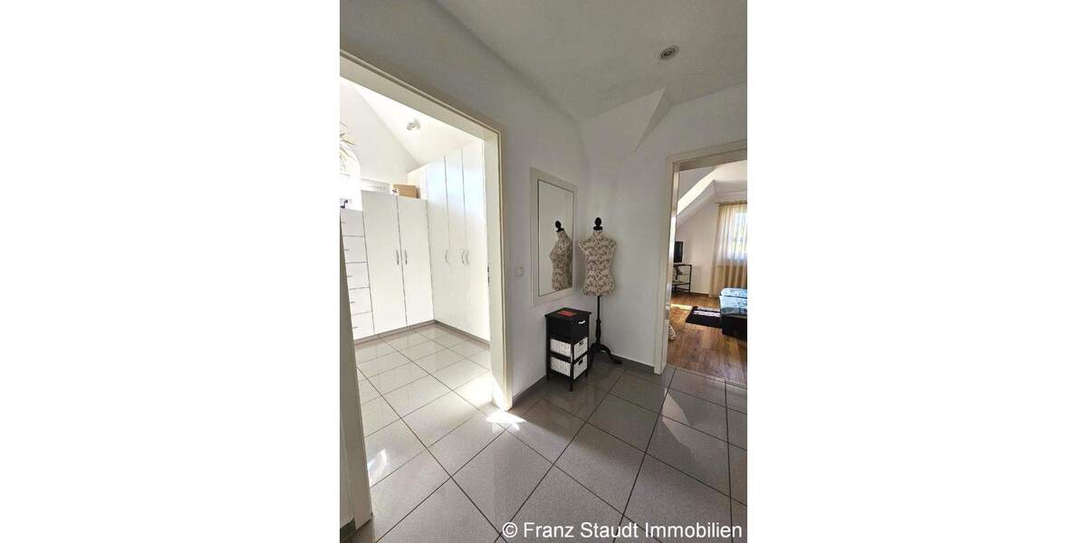 Einfamilienhaus Großostheim - 1 Zimmer, 265 m&sup2;, 1.150.000&euro; | Angebot:24226824