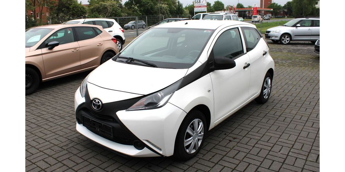 Toyota Aygo (X) 86.500 km 6.900 &euro; Ronnenberg 30952