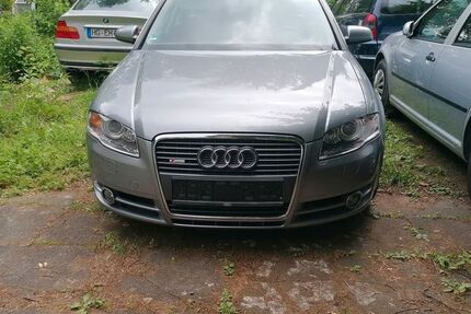 Audi A4 140.000 km 6.350 &euro; friedrichsdorf 61381