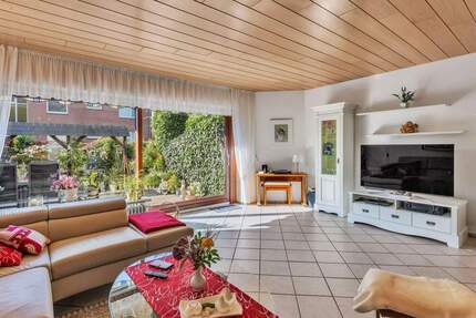 Haus Reinfeld - 5 Zimmer, 148 m&sup2;, 329.000&euro; | Angebot:24112914