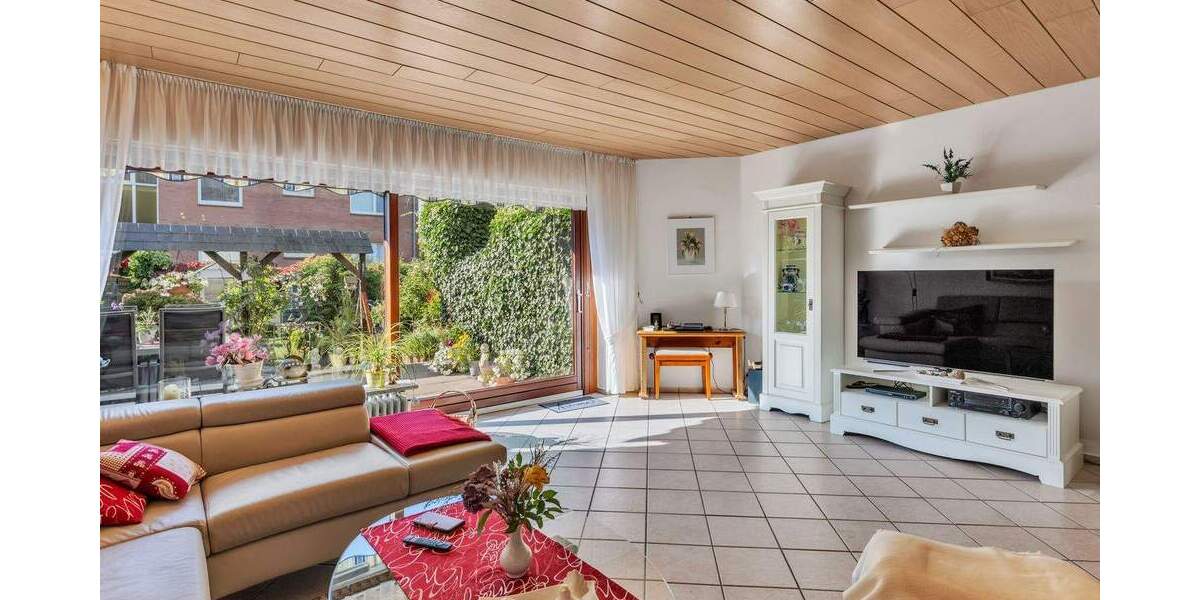 Reihenmittelhaus Reinfeld - 5 Zimmer, 148 m&sup2;, 329.000&euro; | Angebot:24112914