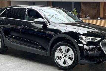 Audi e-tron 41.126 km 31.940 &euro; Cadolzburg bei Nürnberg 90556