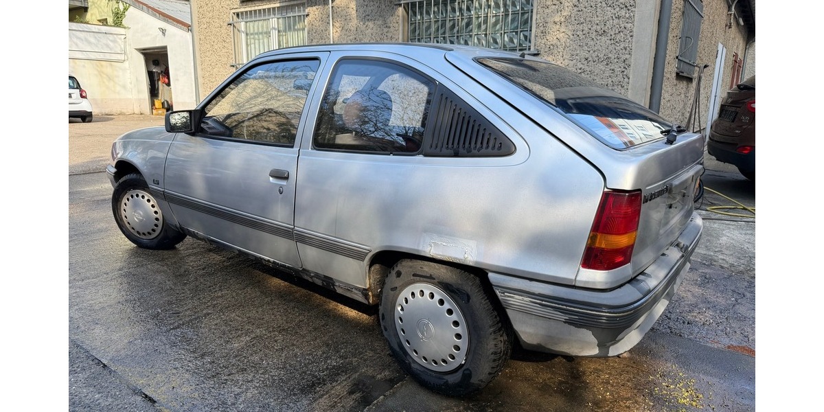 Opel Kadett E LS Automatik Schiebedach 97.135 km 350 &euro; Berlin 10247