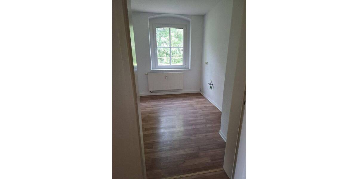 Etagenwohnung Seifhennersdorf - 3 Zimmer, 64 m&sup2;, 355&euro; | Angebot:26805806