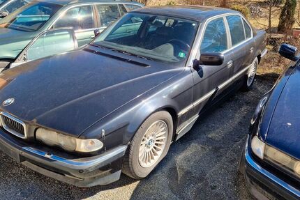BMW 740