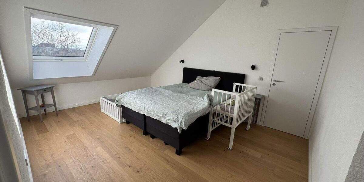 Doppelhaushälfte Renningen Malmsheim - 6 Zimmer, 226 m&sup2;, 2.850&euro; | Angebot:25629869