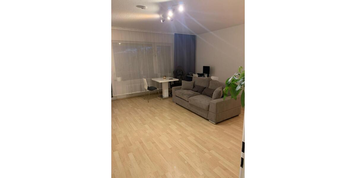 Helle 2-Zimmer Wohnung mit Balkon im 3. OG in Baldham 2 zimmer