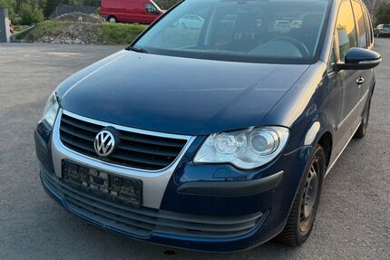 VW Touran 254.885 km 2.200 &euro; Biebergemünd-Kassel 63599