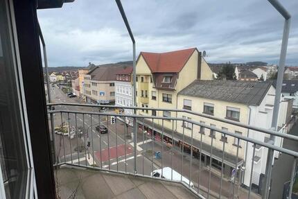 Wohnung Völklingen - 3 Zimmer, 110 m&sup2;, 950&euro; | Angebot:25589315