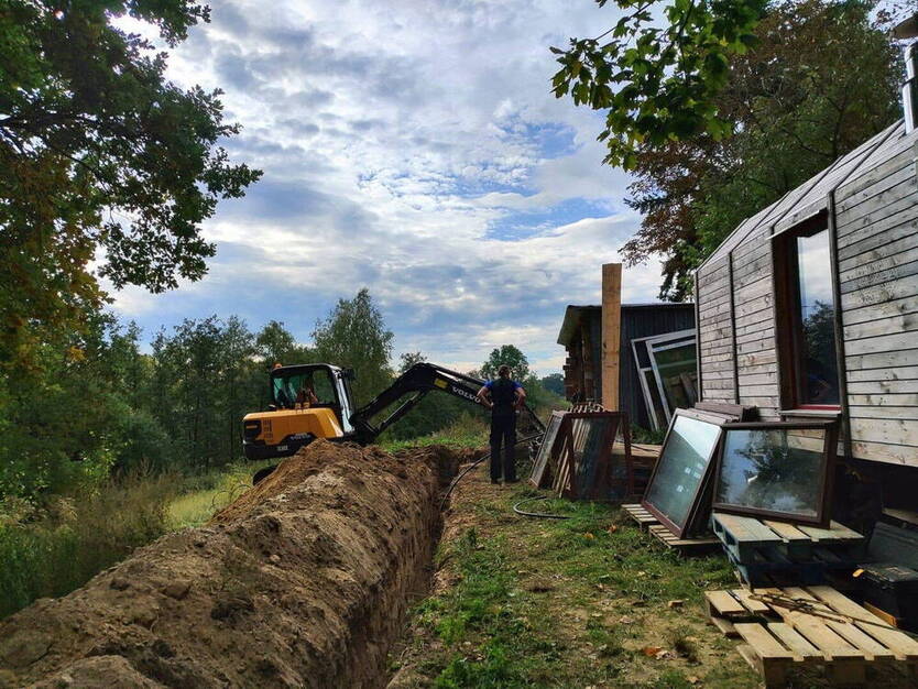Tinyhaus Naturgrundstück 1652qm Landschaftsschutzgebiet ca90Min.von Berlin 1Nachbar Nebengebäude
