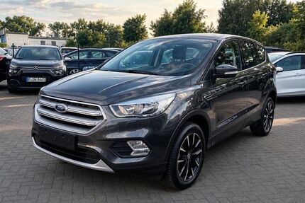 Ford Kuga 109.000 km 9.500 &euro; Velten 16727