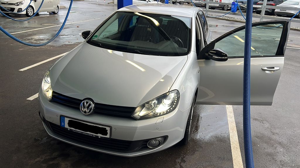 VW Golf 105.000 km 7.200 &euro; Leinfelden-Echterdingen 70771