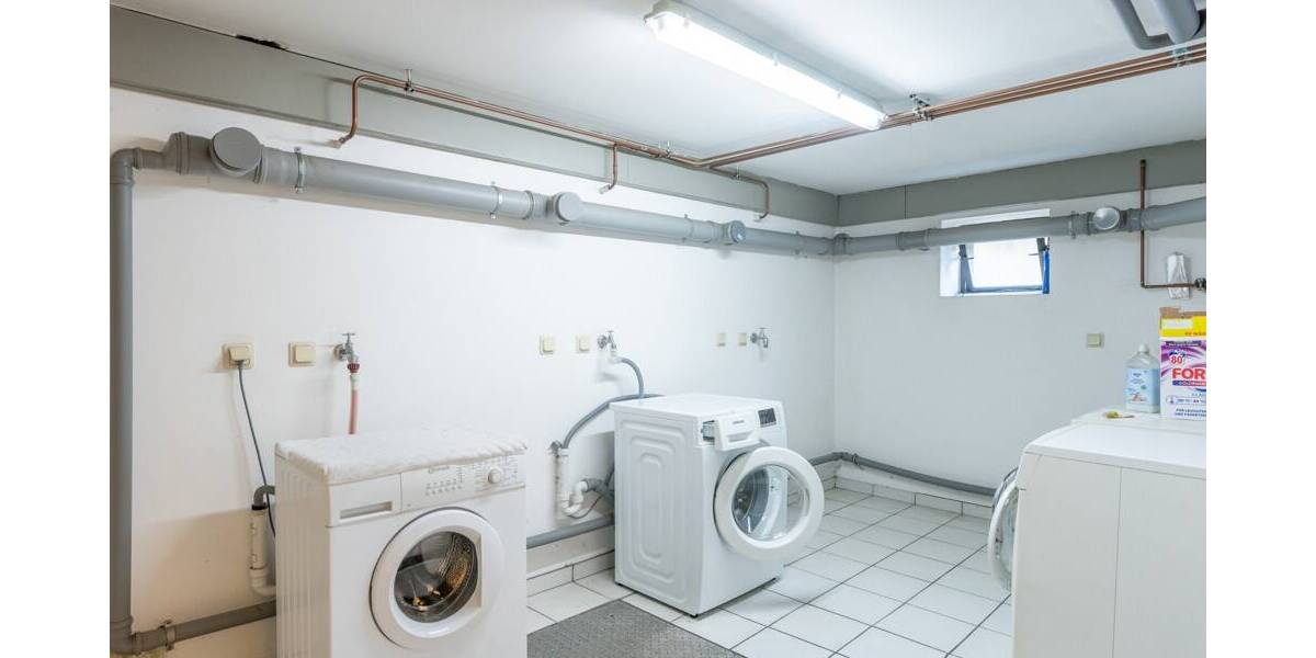 Etagenwohnung Völklingen Stadtmitte - 2 Zimmer, 59 m&sup2;, 99.000&euro; | Angebot:25899686