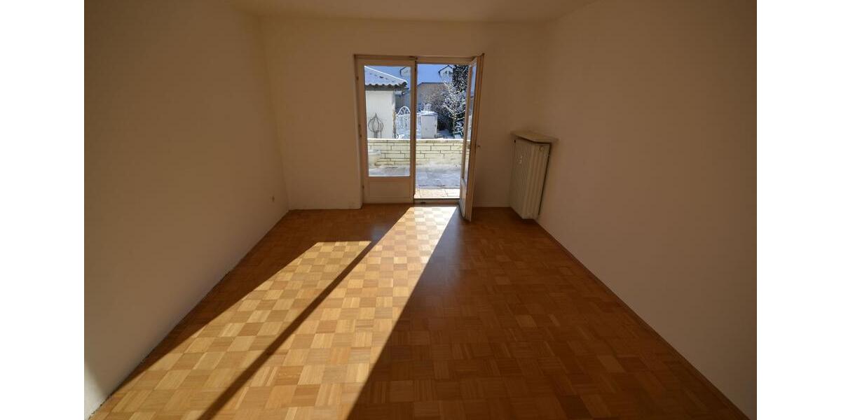 Erdgeschoßwohnung Eichenau - 4 Zimmer, 110 m&sup2;, 1.600&euro; | Angebot:24676685