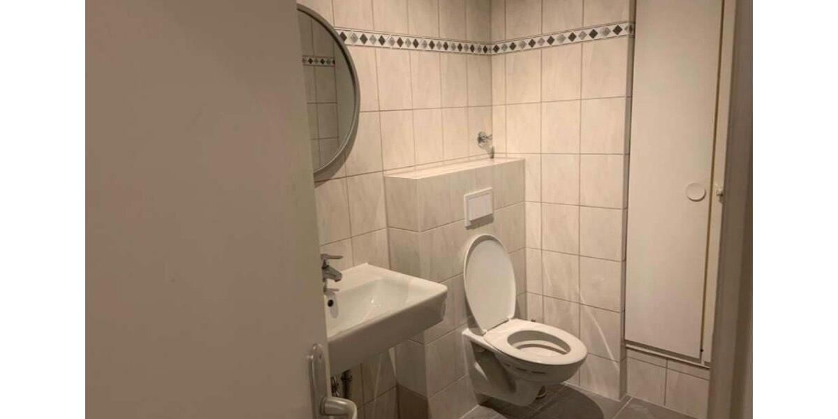 Helle 2-Zimmer-Wohnung mit optimalem Schnitt in w-Rauenthal 2 zimmer