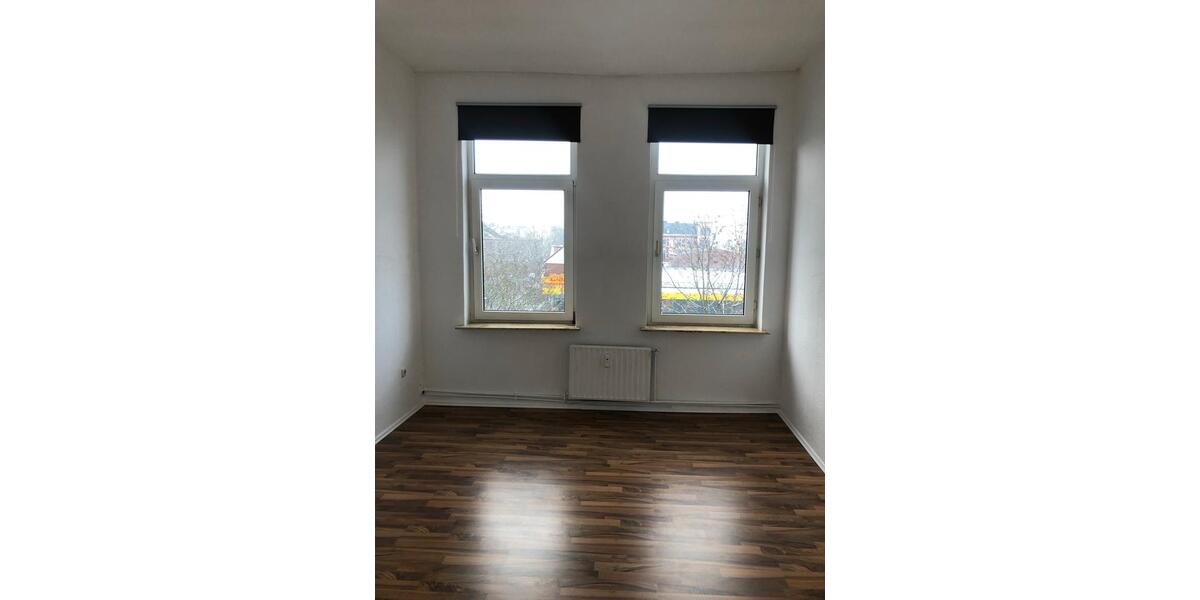 Etagenwohnung Wilhelmshaven - 3 Zimmer, 76 m&sup2;, 85.000&euro; | Angebot:25867144
