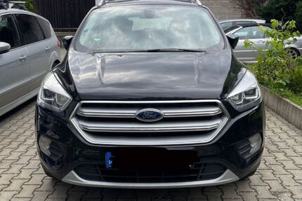 Ford Kuga 105.000 km 12.000 &euro; Sulzbach-Laufen 74429