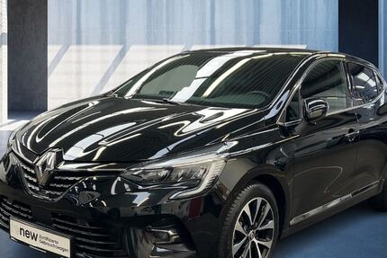 Renault Clio 8.771 km 15.950 &euro; Frankfurt / Main 60314