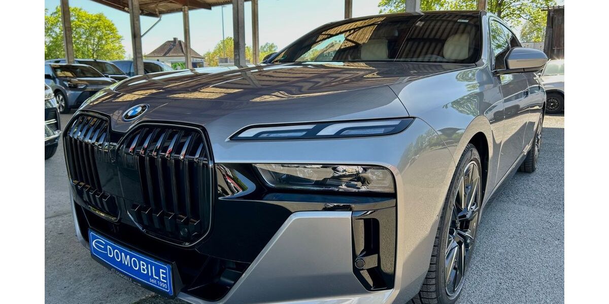 BMW i7 3.800 km 99.950 &euro; Frankfurt/Main 60386