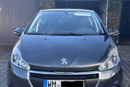 Peugeot 208 9.000 km 8.900 &euro; Iffeldorf 82393