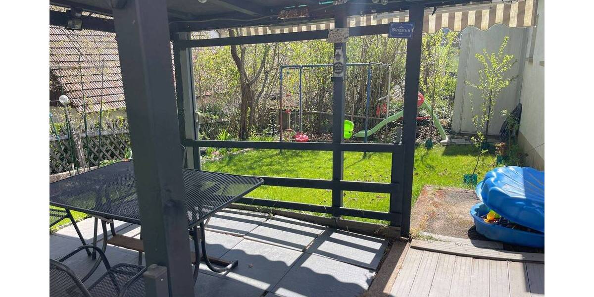 Mehrfamilienhaus, Wohnhaus Sankt Georgen im Schwarzwald Stadtgebiet - 1 Zimmer, 299.000&euro; | Angebot:26229048