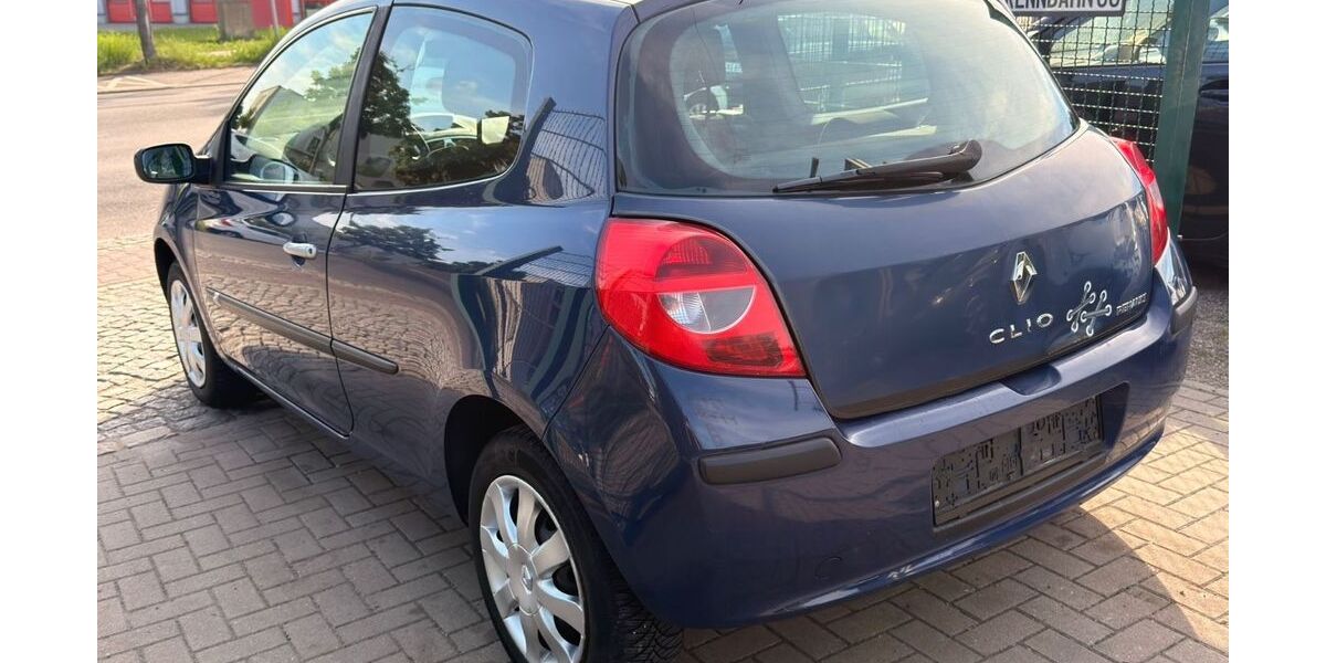 Renault Clio 156.000 km 1.490 &euro; Berlin Weißensee-Pankow 13086