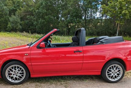 VW Golf 121.000 km 3.100 &euro; Drei Gleichen OT Mühlberg 99869