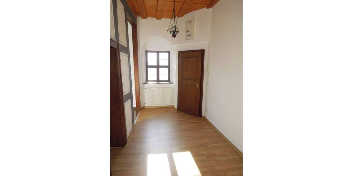 Mehrfamilienhaus, Wohnhaus Torgau - 8 Zimmer, 200 m&sup2;, 250.000&euro; | Angebot:25877304