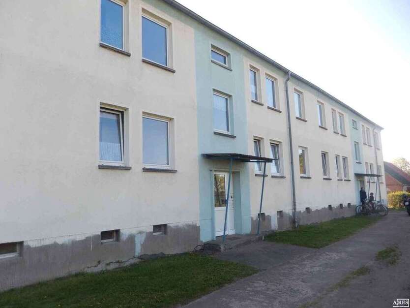 Wohnung zum Mieten in Putzar 220 € 57.6 m²
