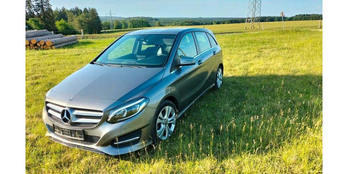 Mercedes-Benz B 180 44.000 km 16.999 &euro; Schelklingen 89601