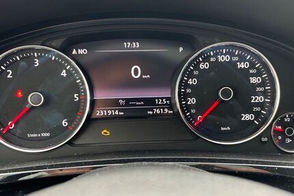 VW Touareg 232.000 km 12.500 &euro; Zell 79669