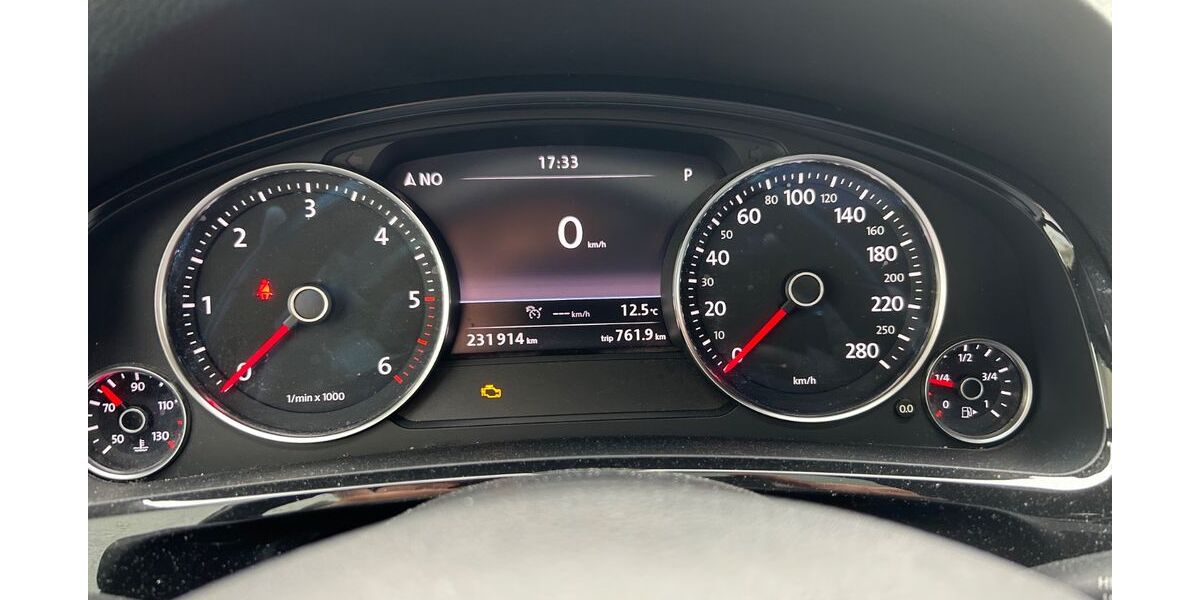 VW Touareg 232.000 km 14.000 &euro; Zell 79669