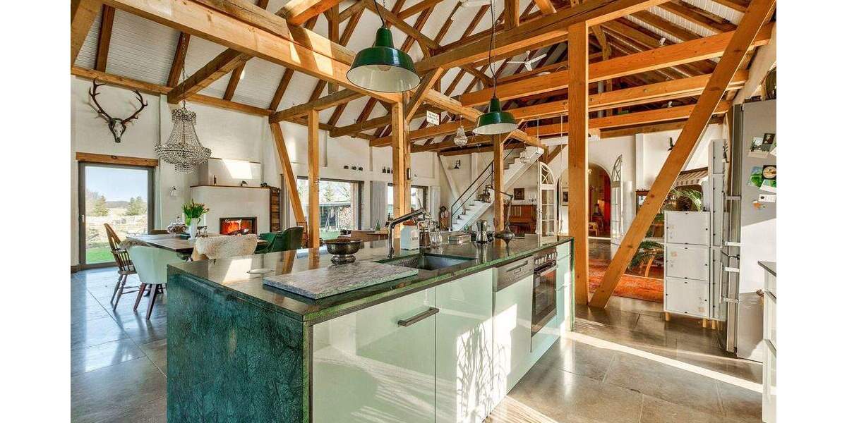 Bauernhaus, Landhaus Neuruppin - 6 Zimmer, 245 m&sup2;, 649.000&euro; | Angebot:25431903