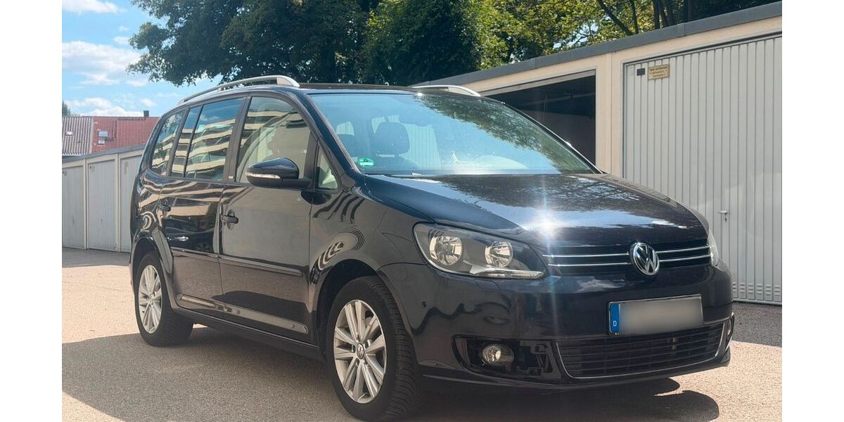 VW Touran 130.000 km 6.950 &euro; Puchheim 82178