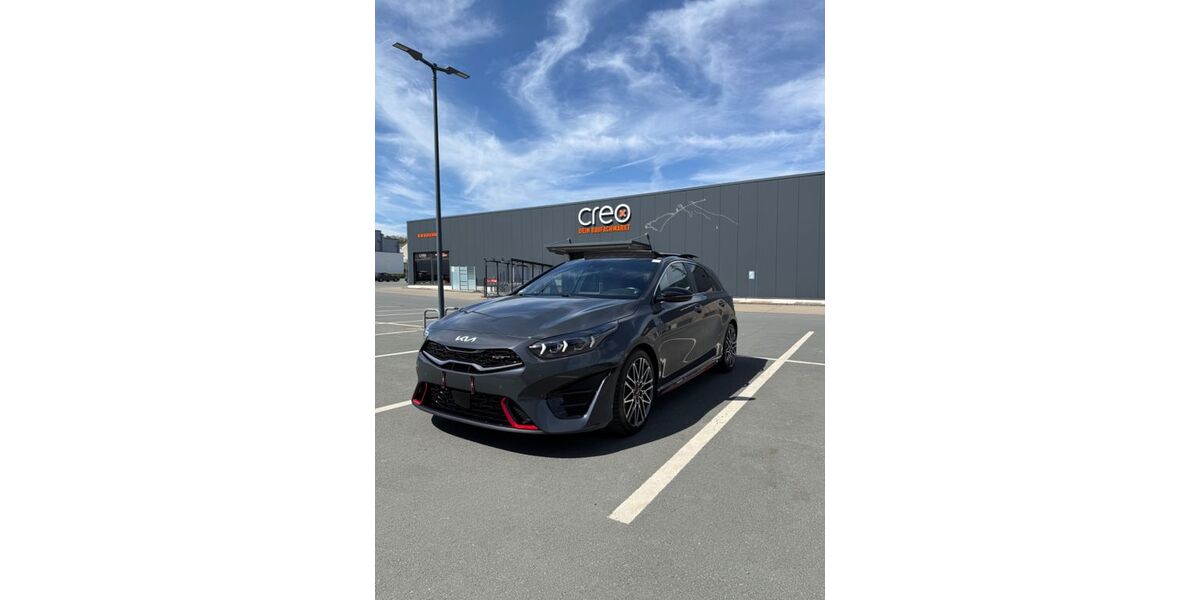 Kia ceed / Ceed 66.000 km 24.000 &euro; Arnsberg 59759