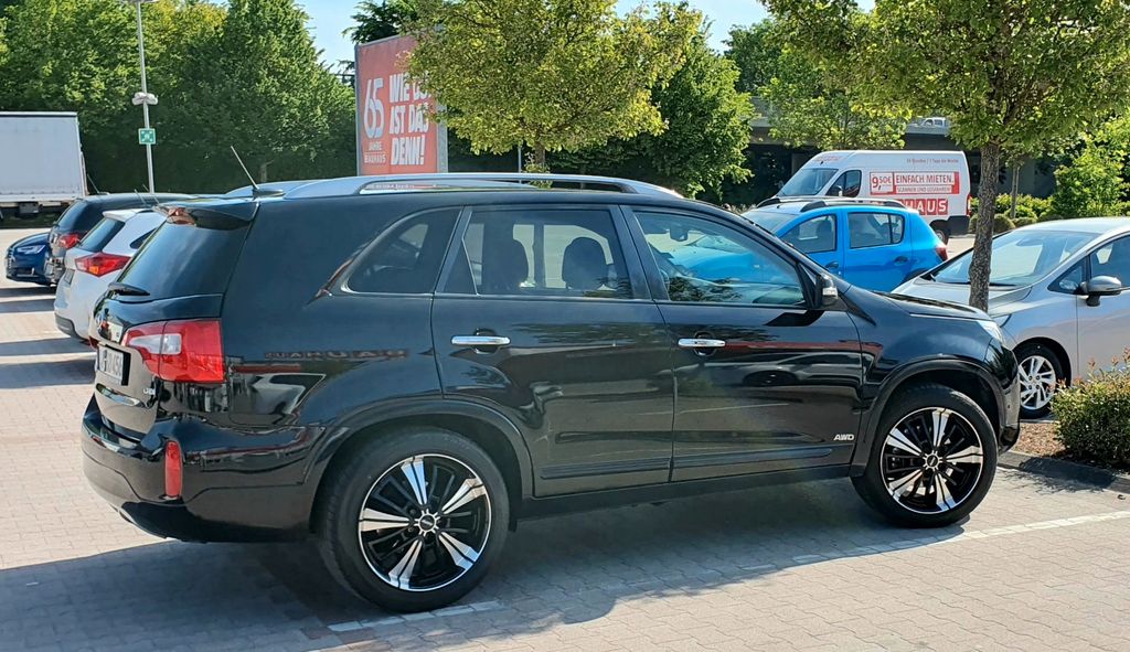 Kia Sorento 175.000 km 8.200 &euro; Essenbach 84051