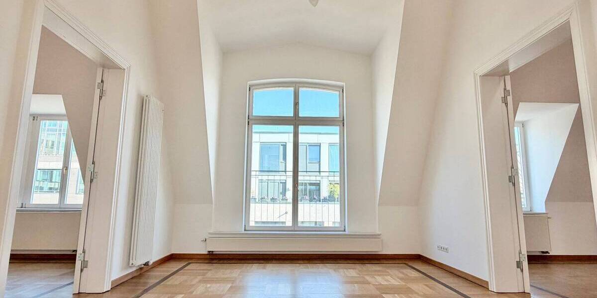 Etagenwohnung Berlin Mitte - 4 Zimmer, 255 m&sup2;, 3.727&euro; | Angebot:26853245