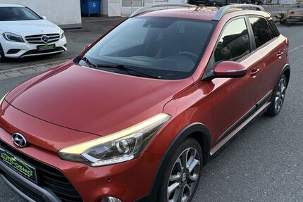 Hyundai i20 120.636 km 8.100 &euro; Bad Berneck 95460