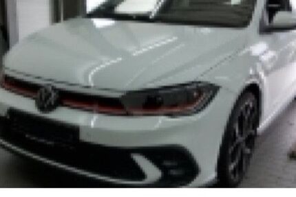 VW Polo 14.120 km 29.850 € Frankfurt 60326