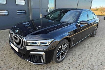 BMW 750