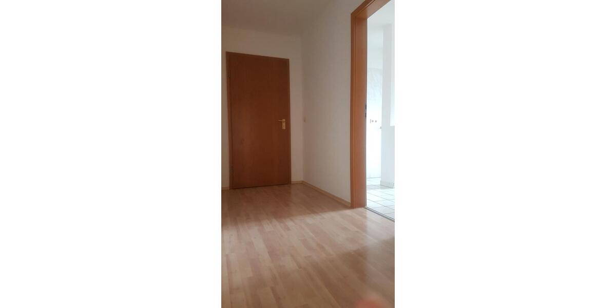 Dachgeschoßwohnung Eisleben (Lutherstadt) - 3 Zimmer, 70 m&sup2;, 385&euro; | Angebot:26531464